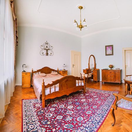 Vila Primavesi Olomouc Luaran gambar