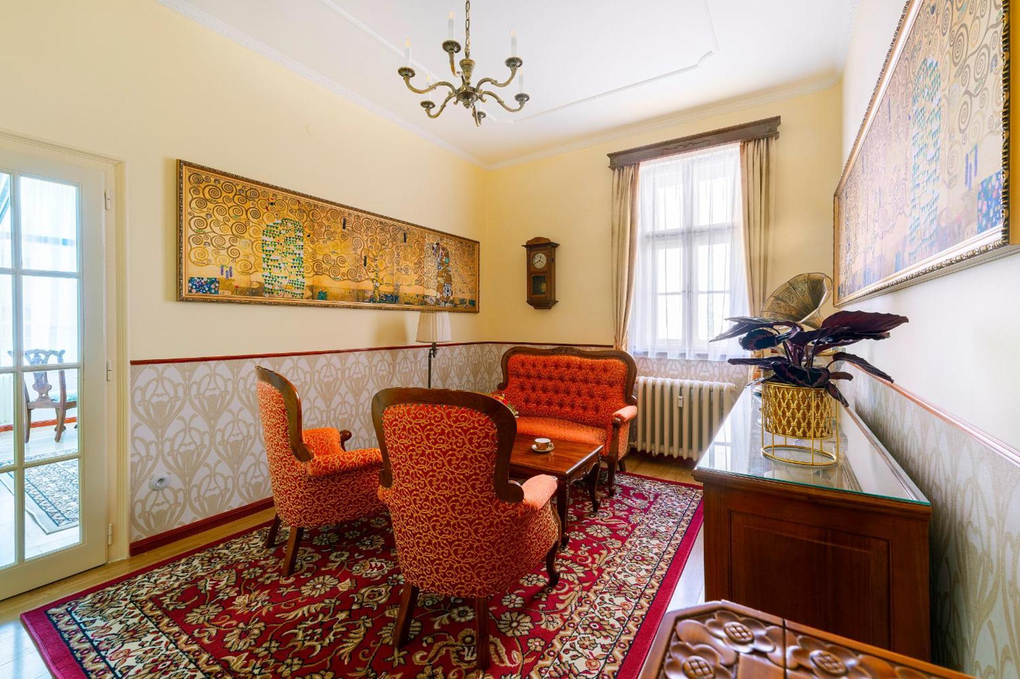 Vila Primavesi Olomouc Luaran gambar